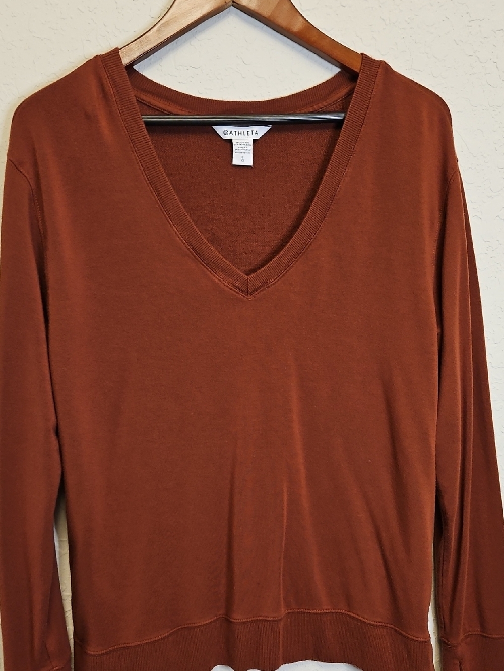 Athleta Sunrise V Neck Sweatshirt, Size Large, Color Is Rust/Brown - Picture 2 of 14
